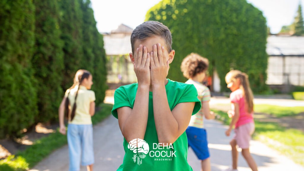 Akran Zorbalığı Nedir